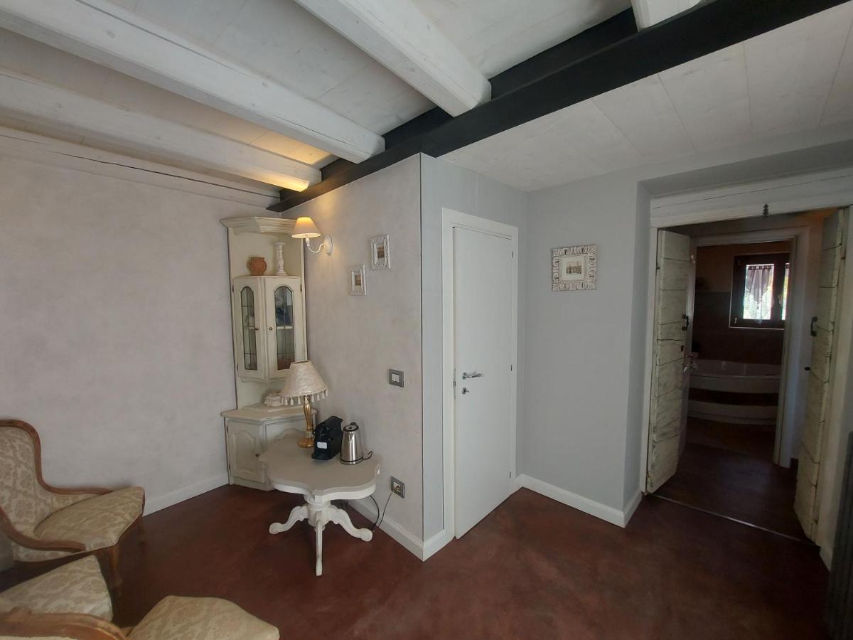 סונה B&B Corte Colli Antichi מראה חיצוני תמונה