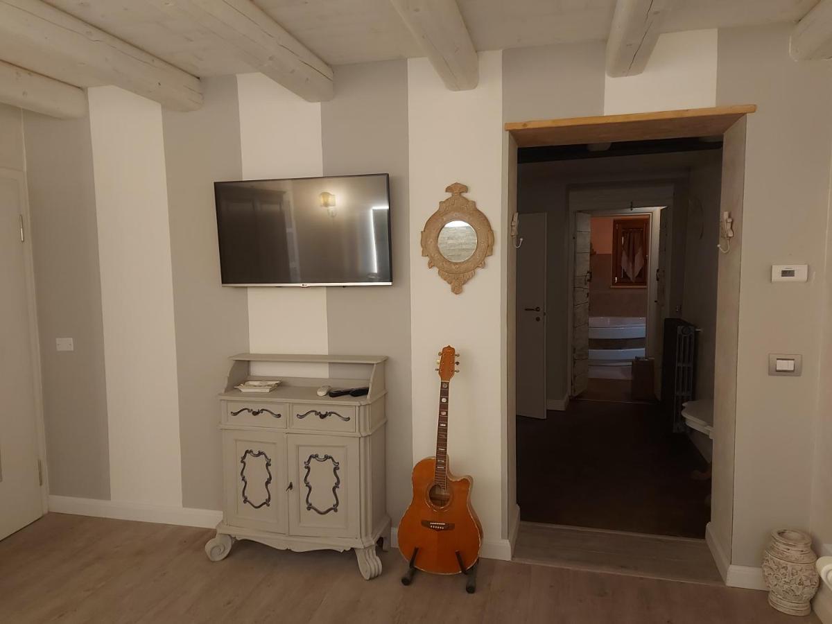 סונה B&B Corte Colli Antichi מראה חיצוני תמונה
