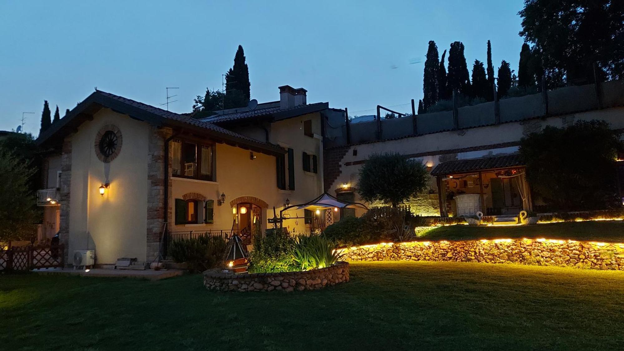 סונה B&B Corte Colli Antichi מראה חיצוני תמונה